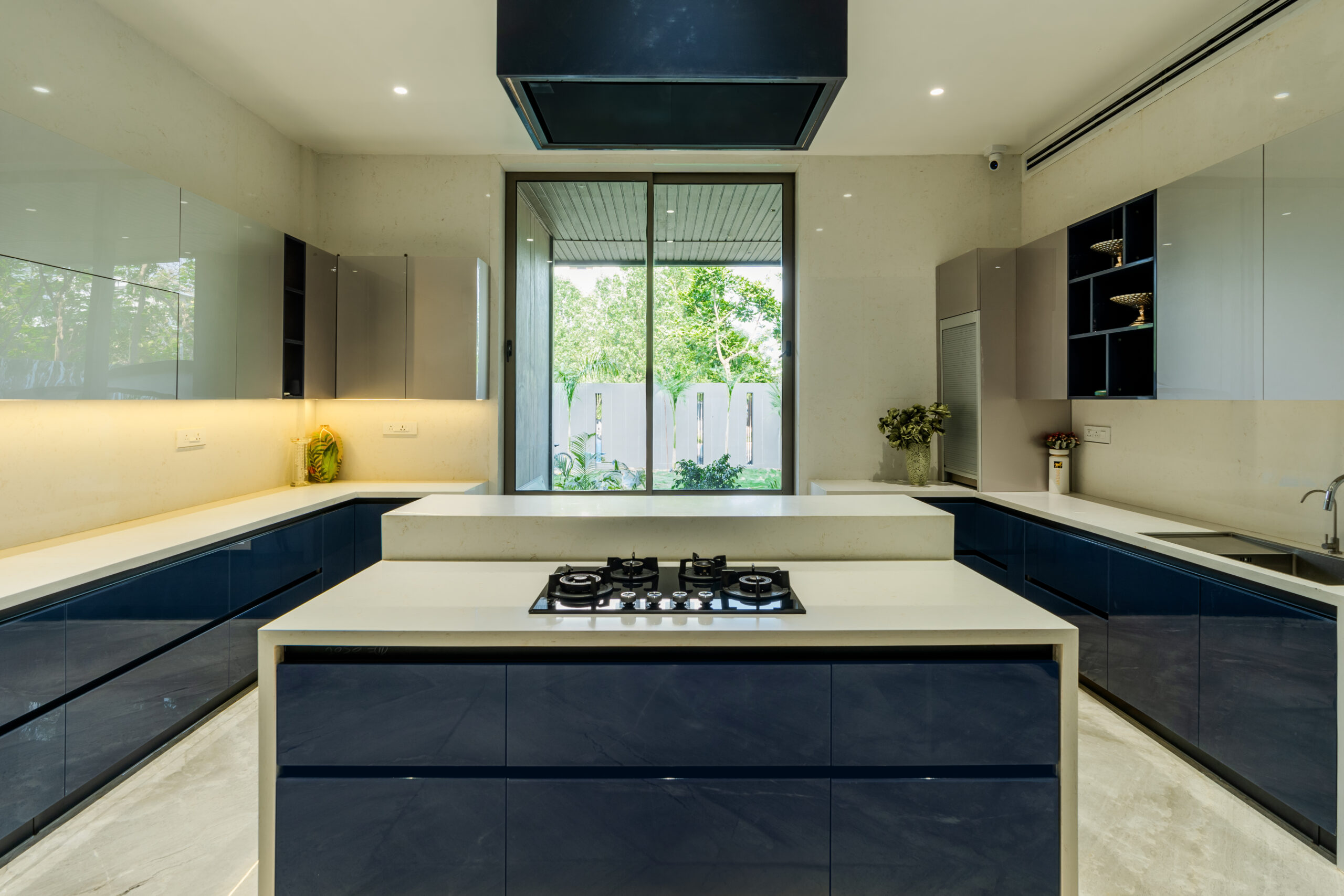 Skyler World - Modular Kitchens, Wardrobes, Aluminium System Windows and Office Furniture